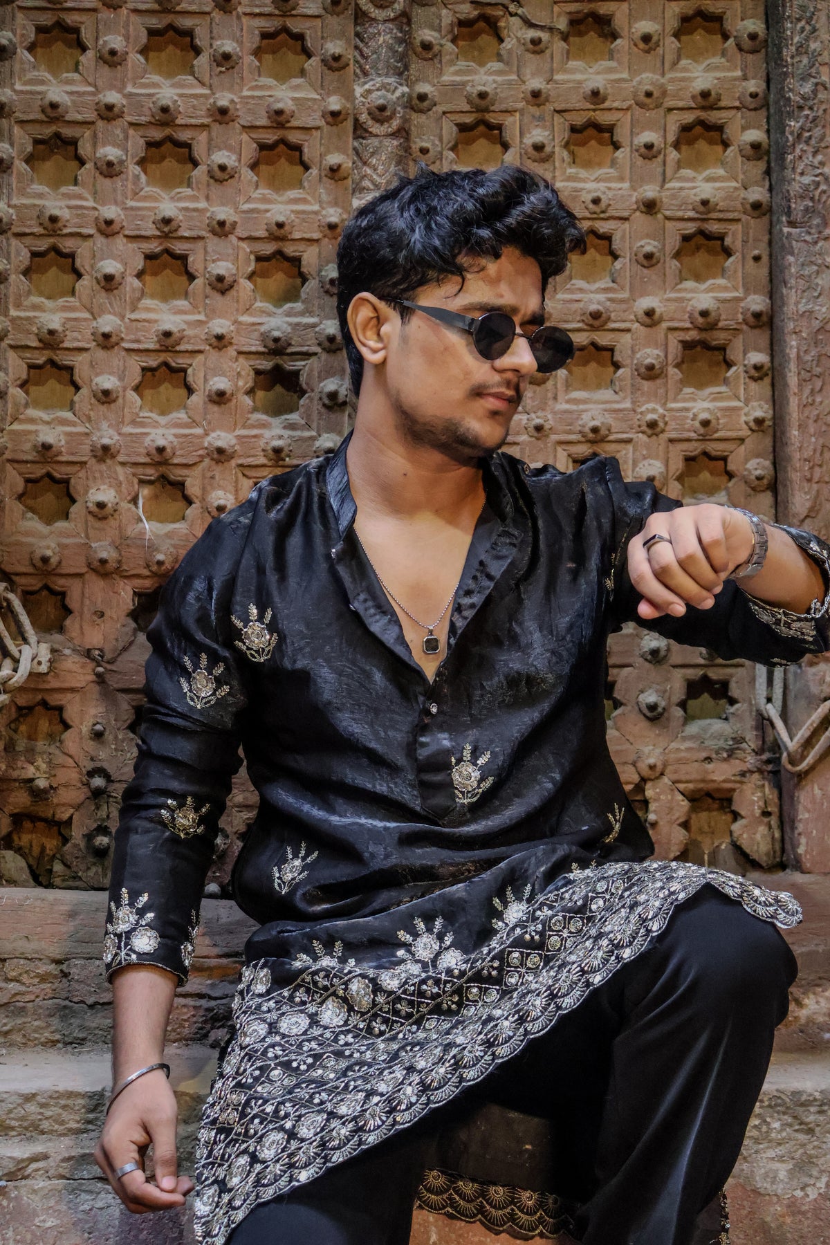 Black Silk Zari Embroidery Kurta
